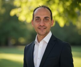 Mr Ali Abdelwahab, consultant orthopaedic surgeon