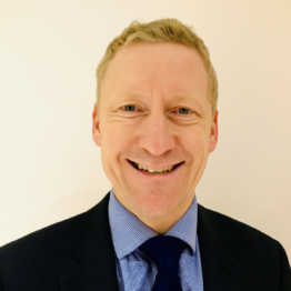 Dr Ian Webb, Consultant Cardiologist at KIMS Hospital